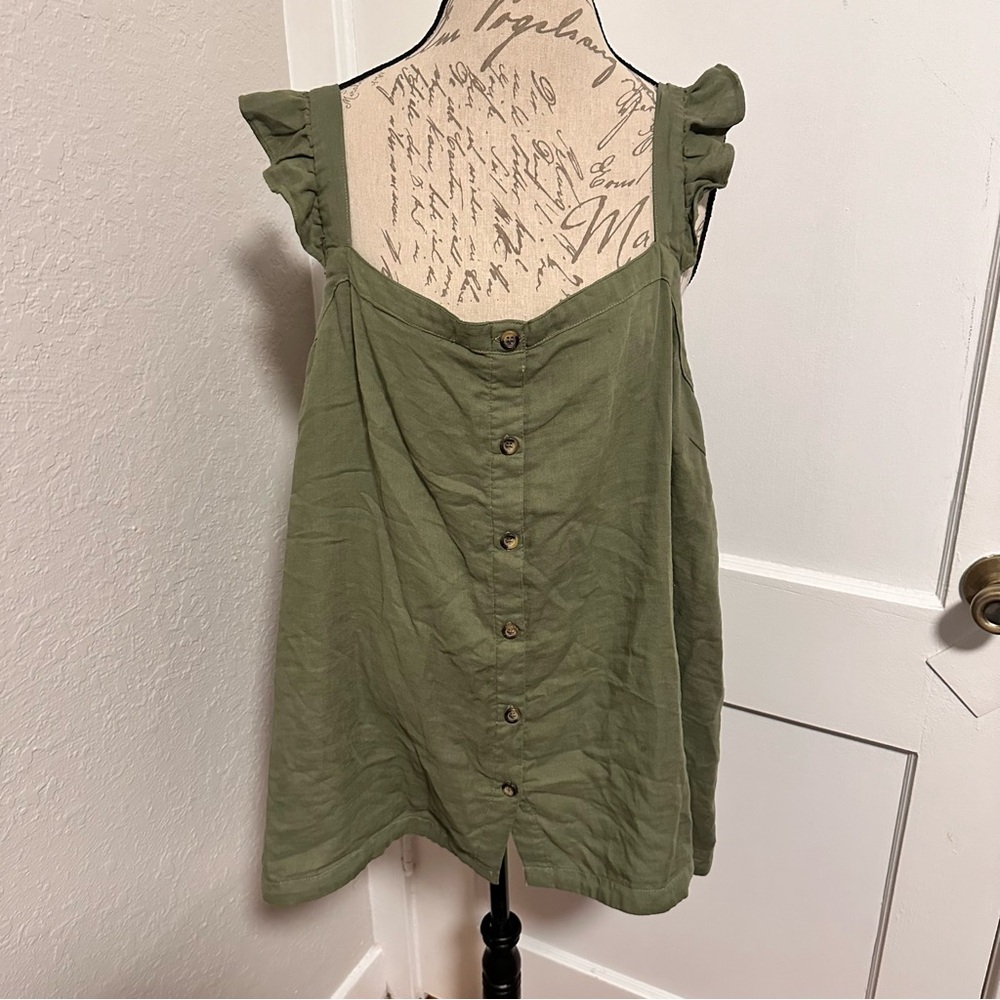 Torrid Double Gauze Ruffle Button Front Tank Top - Picture 5 of 9
